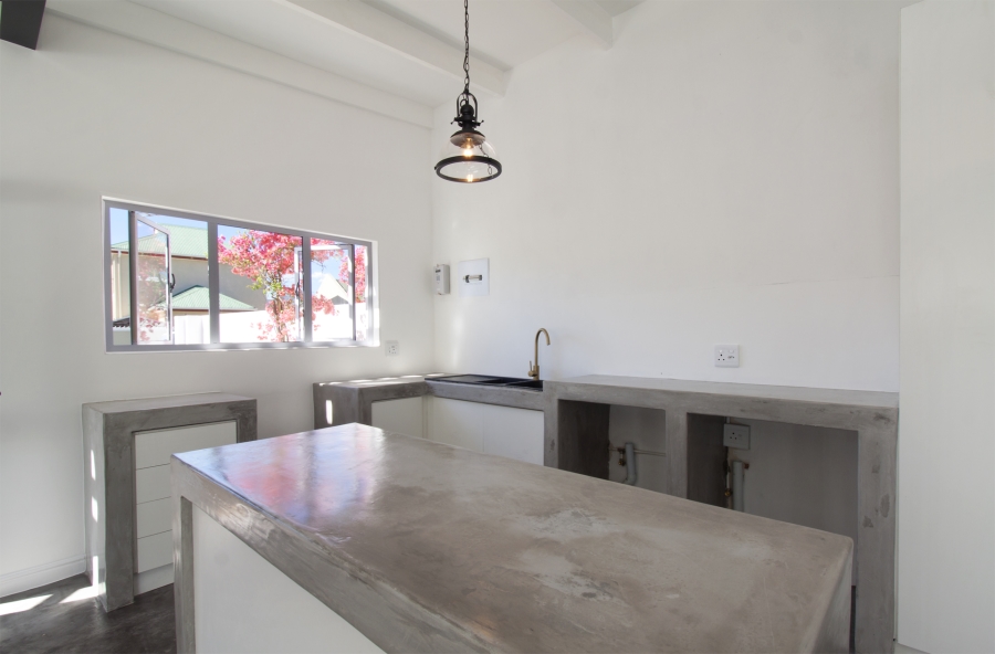 3 Bedroom Property for Sale in Milkwood Park Western Cape